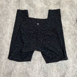 Lululemon womens patterned leggings